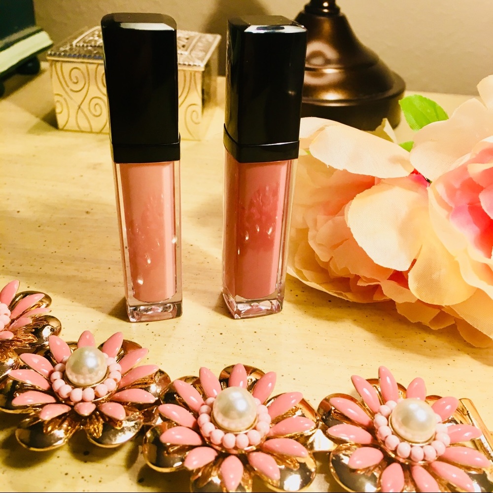 Macy’s Lip Gloss and Bag Bundle!